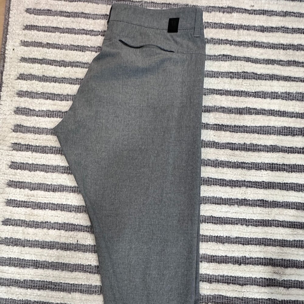 VUORI pants size 36 but more liken size 38